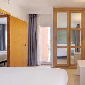 Habitación doble Aparthotel ILUNION Sancti Petri Cádiz Habitación doble Aparthotel ILUNION Sancti Petri Cádiz