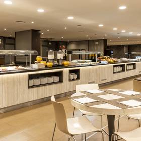 Desayuno buffet hotel ilunion calas de conil conil de la frontera Desayuno buffet hotel ilunion calas de conil conil de la frontera