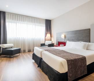 Habitación doble estándar Hotel ILUNION Barcelona Habitación doble estándar Hotel ILUNION Barcelona