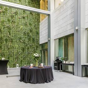 Patio ilunion málaga Hotel ILUNION Málaga Patio ilunion málaga Hotel ILUNION Málaga