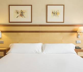 Habitación doble estándar Hotel ILUNION Alcalá Norte Madrid Habitación doble estándar Hotel ILUNION Alcalá Norte Madrid