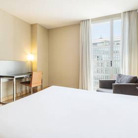 Habitación doble ilunion auditori Hotel ILUNION Auditori Barcelona Habitación doble ilunion auditori Hotel ILUNION Auditori Barcelona