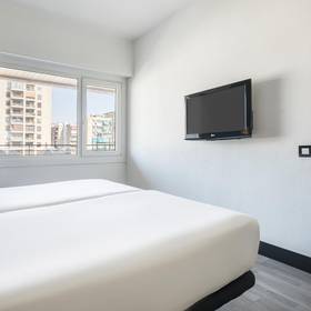 Habitación superior premium ilunion romareda Hotel ILUNION Romareda Zaragoza Habitación superior premium ilunion romareda Hotel ILUNION Romareda Zaragoza