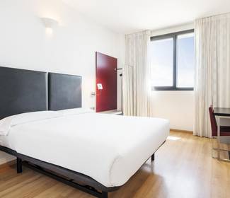 Habitación doble estándar Hotel ILUNION Aqua 3 Valencia