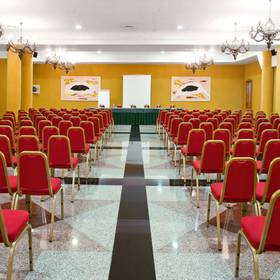 Sala de reuniones Hotel ILUNION Les Corts – Spa Barcelona Sala de reuniones Hotel ILUNION Les Corts – Spa Barcelona