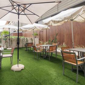 TERRAZA ILUNION BARCELONA TERRAZA ILUNION BARCELONA