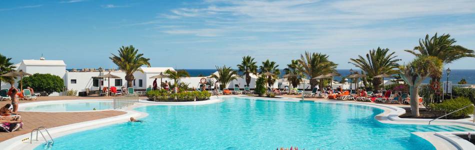 Piscina Hotel ILUNION Costa Sal Lanzarote Puerto del Carmen Piscina Hotel ILUNION Costa Sal Lanzarote Puerto del Carmen