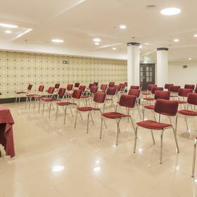 Sala de reuniones Hotel ILUNION San Sebastián Sala de reuniones Hotel ILUNION San Sebastián