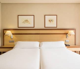 Habitación individual corporate Hotel ILUNION Alcalá Norte Madrid Habitación individual corporate Hotel ILUNION Alcalá Norte Madrid
