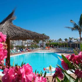 Piscina Hotel ILUNION Costa Sal Lanzarote Puerto del Carmen Piscina Hotel ILUNION Costa Sal Lanzarote Puerto del Carmen