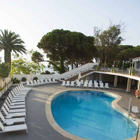 Piscina ilunion caleta park Hotel Ilunion Caleta Park S'Agaró Piscina ilunion caleta park Hotel Ilunion Caleta Park S'Agaró