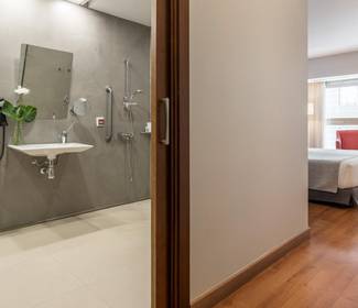 Habitación accesible Hotel ILUNION Málaga Habitación accesible Hotel ILUNION Málaga