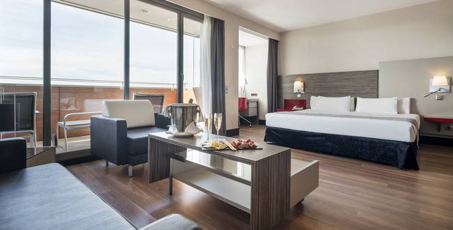 Habitación hotel ilunion barcelona Habitación hotel ilunion barcelona