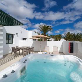 Suite Hotel ILUNION Costa Sal Lanzarote Puerto del Carmen Suite Hotel ILUNION Costa Sal Lanzarote Puerto del Carmen