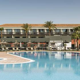 Piscina Hotel ILUNION Calas de Conil Conil de la Frontera Piscina Hotel ILUNION Calas de Conil Conil de la Frontera
