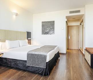 Habitacion individual corporate Hotel ILUNION Aqua 4 Valencia Habitacion individual corporate Hotel ILUNION Aqua 4 Valencia