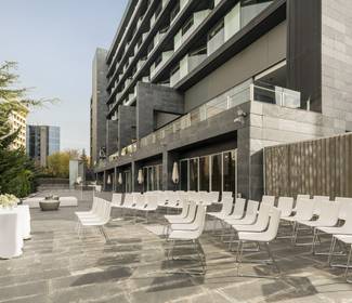 Localización privilegiada Hotel ILUNION Atrium Madrid Localización privilegiada Hotel ILUNION Atrium Madrid