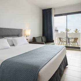 Habitación doble Hotel ILUNION Calas de Conil Conil de la Frontera Habitación doble Hotel ILUNION Calas de Conil Conil de la Frontera