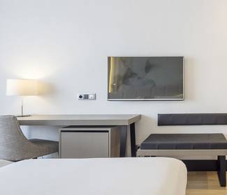 Habitación premium Hotel ILUNION Bilbao Habitación premium Hotel ILUNION Bilbao