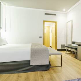 Habitación ejecutiva Hotel ILUNION Bilbao Habitación ejecutiva Hotel ILUNION Bilbao