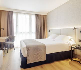 Habitación doble Hotel ILUNION San Sebastián Habitación doble Hotel ILUNION San Sebastián
