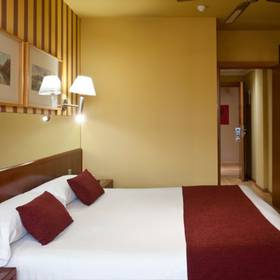 Habitación Hotel ILUNION Les Corts – Spa Barcelona Habitación Hotel ILUNION Les Corts – Spa Barcelona