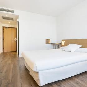 Habitación accesible ilunion valencia hotel ilunion valencia 4 Habitación accesible ilunion valencia hotel ilunion valencia 4