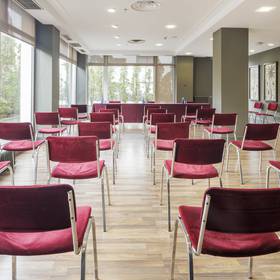 Sala de reuniones Hotel ILUNION San Sebastián Sala de reuniones Hotel ILUNION San Sebastián
