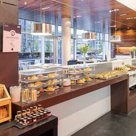 Desayuno hotel ilunion atrium madrid Desayuno hotel ilunion atrium madrid