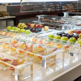 Restaurante Hotel ILUNION Suites Madrid Restaurante Hotel ILUNION Suites Madrid