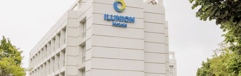 Fachada Hotel ILUNION San Sebastián Fachada Hotel ILUNION San Sebastián