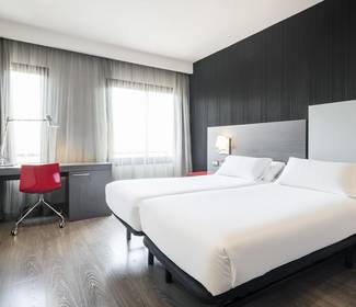 Habitación individual corporate Hotel ILUNION Suites Madrid Habitación individual corporate Hotel ILUNION Suites Madrid