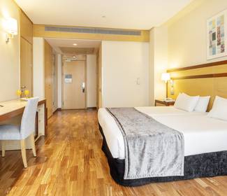 Habitación accesible Hotel ILUNION Pío XII Madrid Habitación accesible Hotel ILUNION Pío XII Madrid