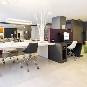 Hall ilunion romareda Hotel ILUNION Romareda Zaragoza Hall ilunion romareda Hotel ILUNION Romareda Zaragoza