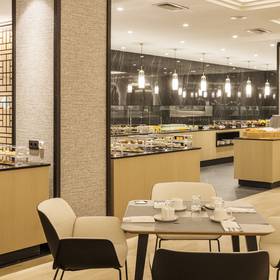 Restaurante Hotel ILUNION Alcora Sevilla Restaurante Hotel ILUNION Alcora Sevilla