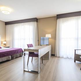 Suite ilunion golf badajoz Hotel ILUNION Golf Badajoz Suite ilunion golf badajoz Hotel ILUNION Golf Badajoz