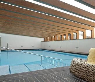 Piscina climatizada Hotel ILUNION Calas de Conil Conil de la Frontera Piscina climatizada Hotel ILUNION Calas de Conil Conil de la Frontera