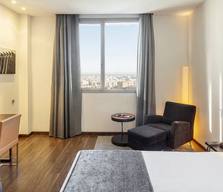 Habitación doble estándar Hotel ILUNION Aqua 4 Valencia Habitación doble estándar Hotel ILUNION Aqua 4 Valencia