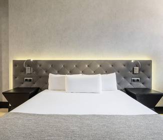 Habitación doble estándar Hotel ILUNION Bel Art Barcelona
