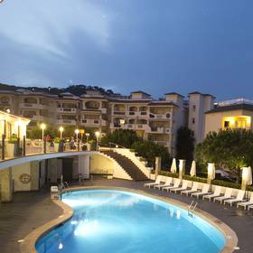 Piscina ilunion caleta park Hotel Ilunion Caleta Park S'Agaró Piscina ilunion caleta park Hotel Ilunion Caleta Park S'Agaró