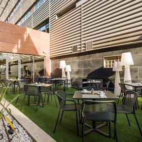 Terraza Hotel ILUNION Barcelona Terraza Hotel ILUNION Barcelona