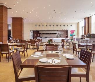 Restaurante hotel ilunion valencia 4 Restaurante hotel ilunion valencia 4