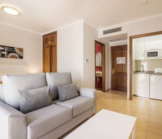 Estudio Hotel ILUNION Costa Sal Lanzarote Puerto del Carmen Estudio Hotel ILUNION Costa Sal Lanzarote Puerto del Carmen