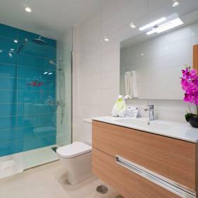 Baño Hotel ILUNION Costa Sal Lanzarote Puerto del Carmen Baño Hotel ILUNION Costa Sal Lanzarote Puerto del Carmen