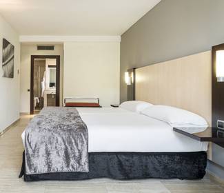 Habitación doble estándar hotel ilunion almirante barcelona Habitación doble estándar hotel ilunion almirante barcelona