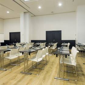 Sala de reuniones Hotel ILUNION Suites Madrid Sala de reuniones Hotel ILUNION Suites Madrid