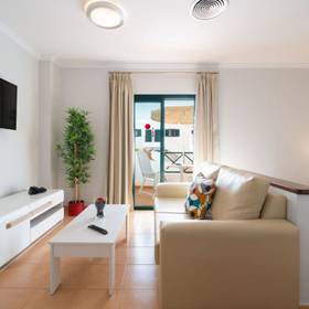 Apartamento Hotel ILUNION Costa Sal Lanzarote Puerto del Carmen Apartamento Hotel ILUNION Costa Sal Lanzarote Puerto del Carmen