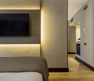 Habitación accesible Hotel ILUNION Suites Madrid