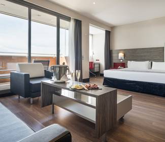 Habitación junior suite Hotel ILUNION Barcelona Habitación junior suite Hotel ILUNION Barcelona