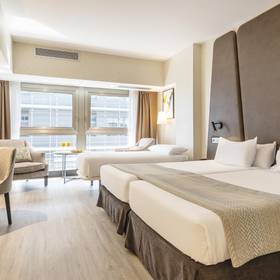 Habitación doble Hotel ILUNION Málaga Habitación doble Hotel ILUNION Málaga